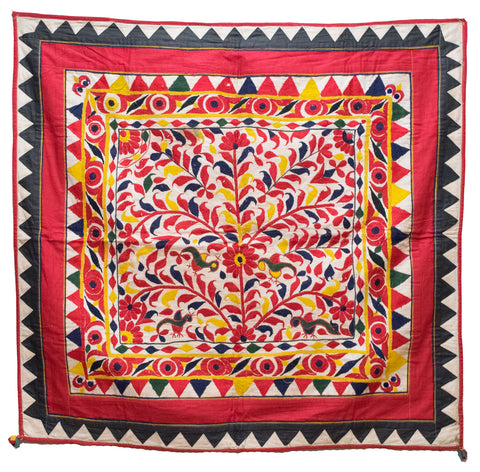 Vintage Indian Wall Hanging | Worldwide Textiles