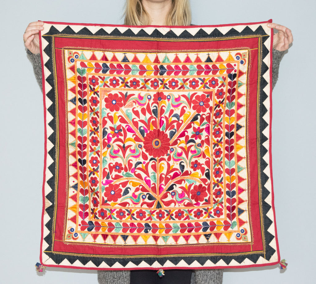 Vintage Indian Wall Hanging | Worldwide Textiles