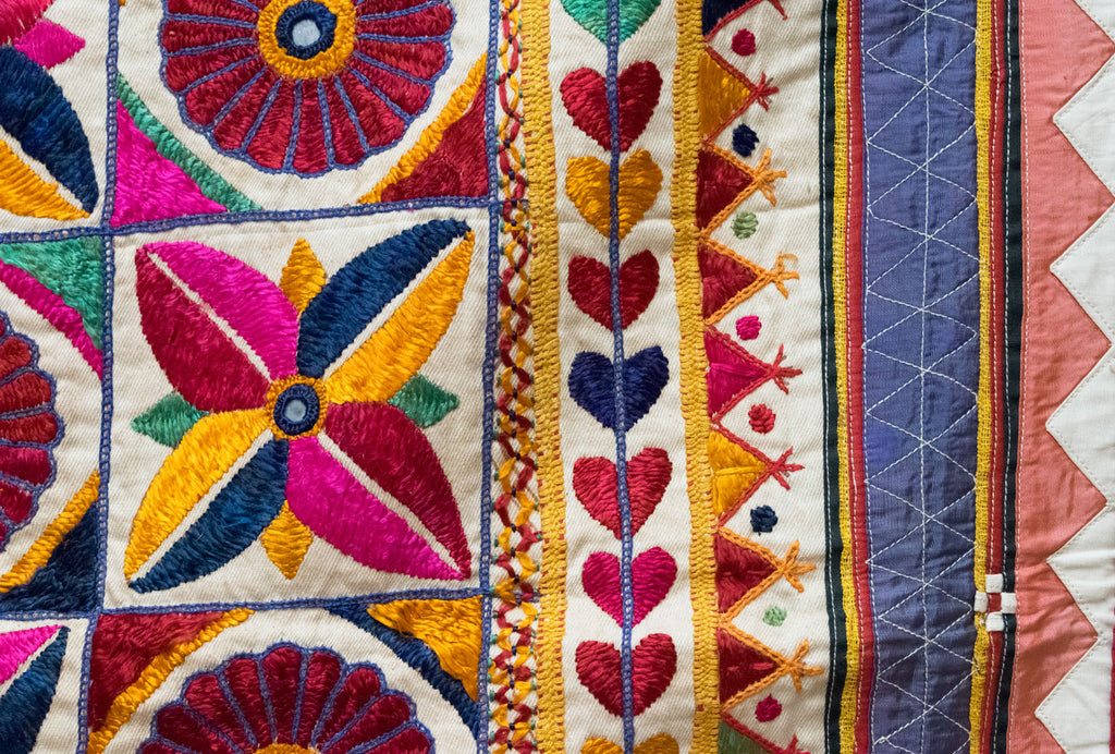 Vintage Indian Wall Hanging | Worldwide Textiles