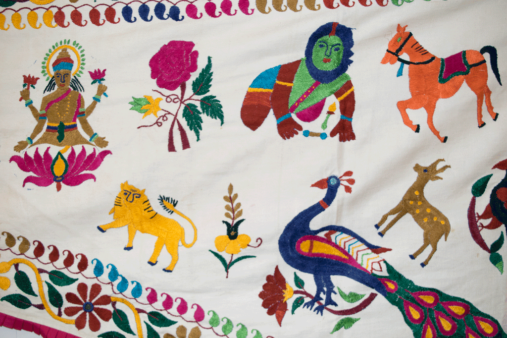 Vintage Indian Toran | Worldwide Textiles