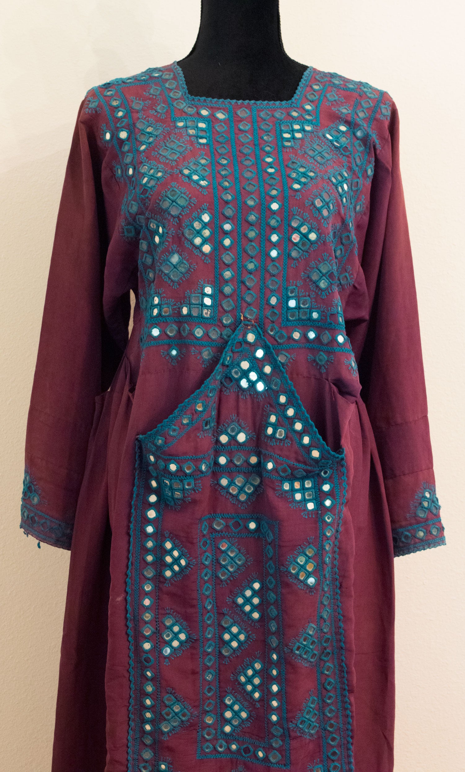 Vintage Silk Baluchi Dress – Worldwide Textiles
